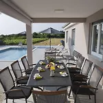 In With Private Pool Kanfanar